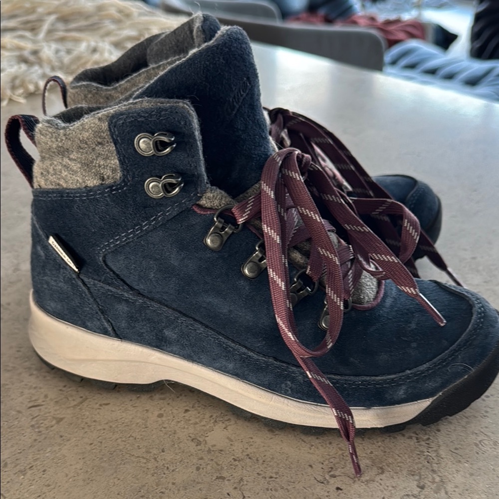 Danner Blue Hiking Boot_size 6